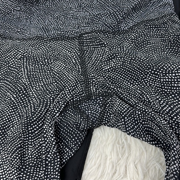 Lululemon Speed Wunder Tight *Asym Free Spirit Ice Grey Black / Black - Picture 2 of 6